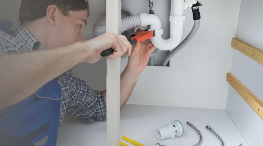 Professional bathroom faucet installation in Fort McKavett, TX
